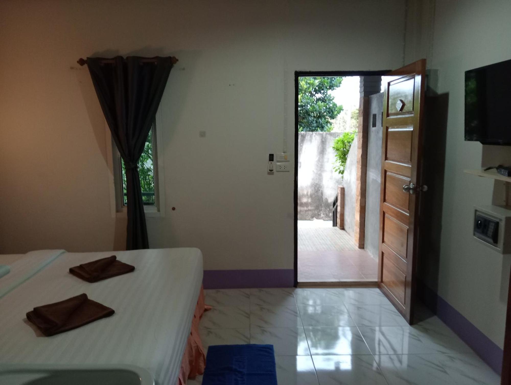 Lanta Beautiful Beach House Ko Lanta Kültér fotó