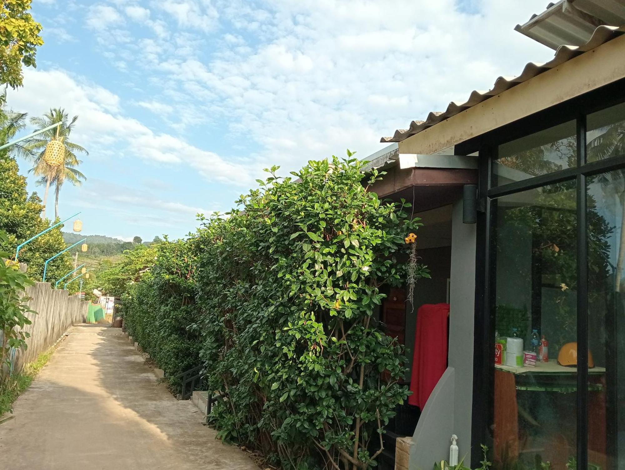 Lanta Beautiful Beach House Ko Lanta Szoba fotó