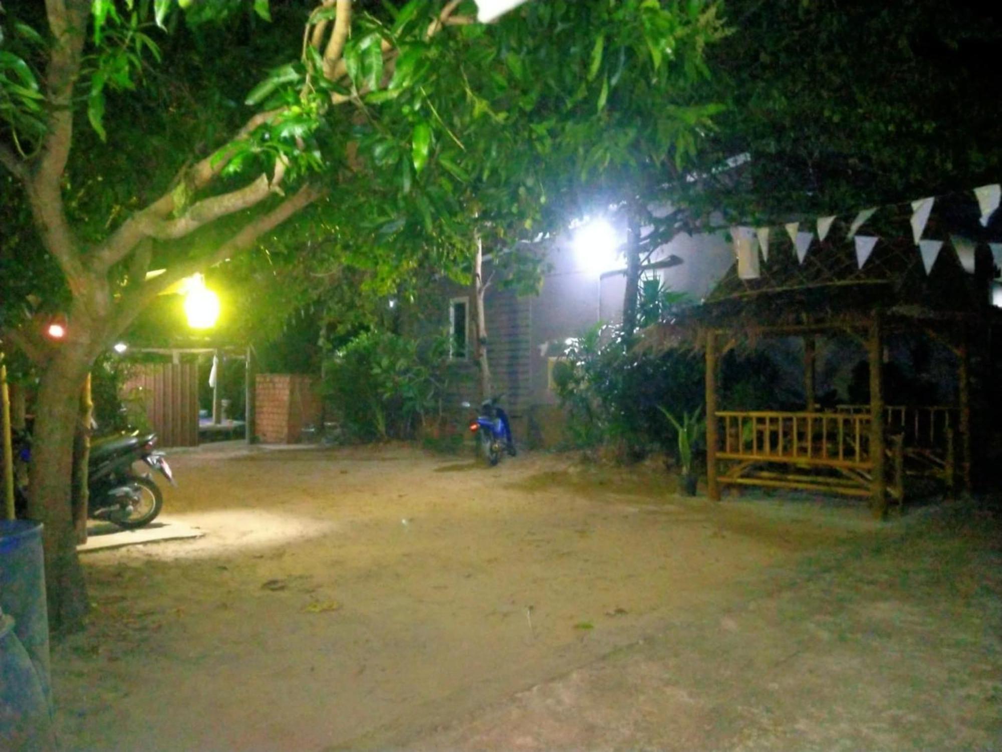 Lanta Beautiful Beach House Ko Lanta Kültér fotó